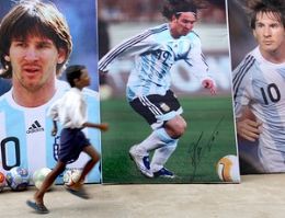 Em festa, indianos recebem Messi para o amistoso da Argentina