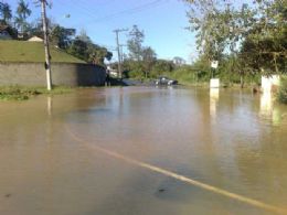 10 cidades decretam emergncia por chuvas em SC, diz Defesa Civil