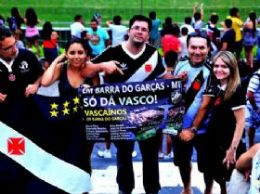Grupo da Barra est l no Rio para empurrar o Vasco