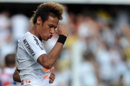 Precoce, Neymar chega aos 200 jogos e j tem currculo de veterano