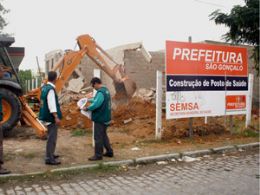 Construo irregular de posto de sade no RJ  demolida, diz secretaria