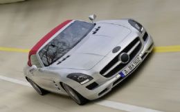 Mercedes-Benz SLS AMG Roadster  testado