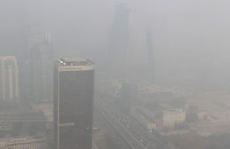 China cede  presso e passa a divulgar dados sobre qualidade do ar