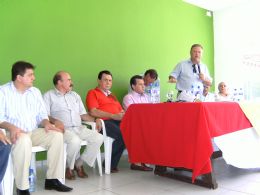 Maggi discursa durante encontro do PR em Rondonpolis