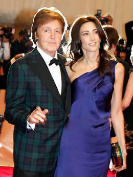 Paul McCartney vai casar pela terceira vez, diz porta-voz do cantor