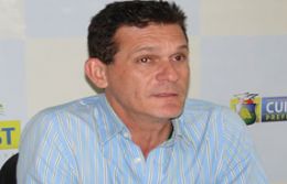 O professor Mrio Nadaf  diretor executivo da Funec