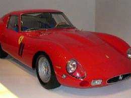 Ferrari  vendida por R$ 55 mi e se torna 2 carro mais caro