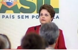 Dilma chora e pede um minuto de silncio por crianas assassinadas