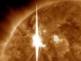 Tempestade solar chega  Terra hoje e pode afetar equipamentos