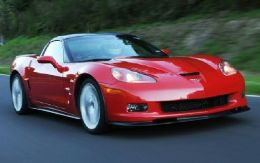 Chevrolet Corvette produz 765 cv