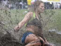 Com chuva, lama e dana, festival Lollapalooza chega ao final nos EUA