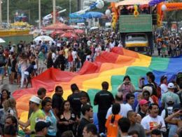 Parada Gay interdita vias de Copacabana neste domingo
