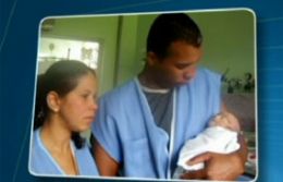 Pais enterram beb que recebeu leite na veia no lugar de medicamentos