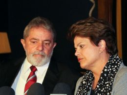 Assim como Lula em 2008, Dilma defende consumo aps turbulncia