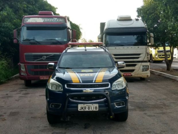 ​Motoristas so encontrados amarrados aps perseguio a carretas roubadas em rodovia