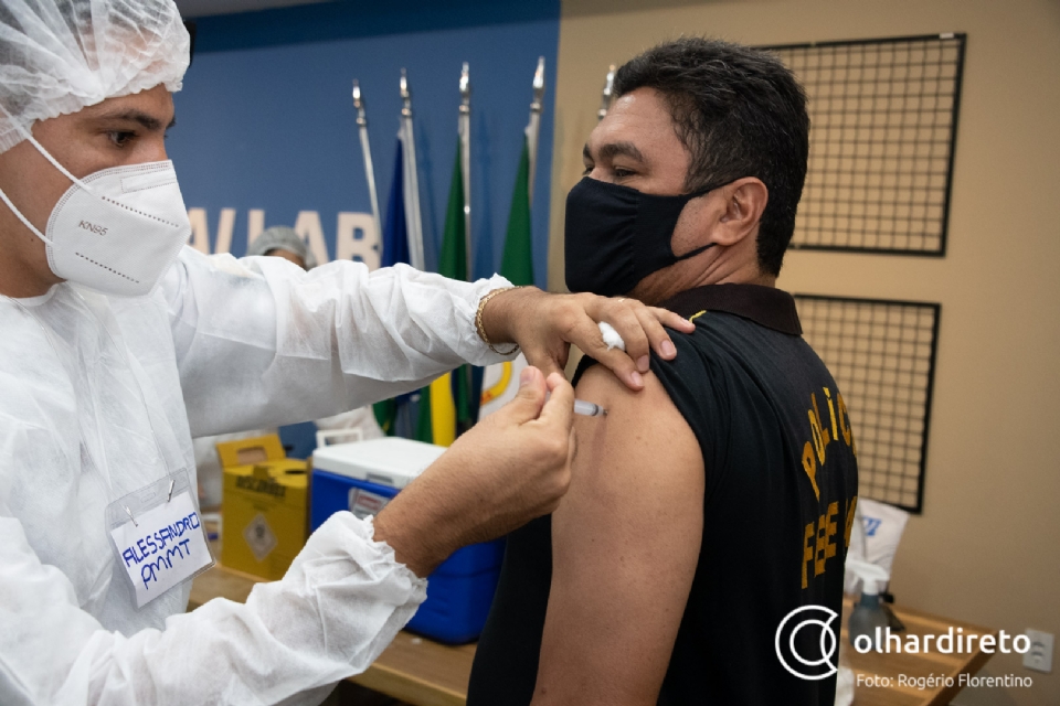 Prefeitura de Cuiab abre vacinao da 4 dose para maiores de 50 e trabalhadores da sade