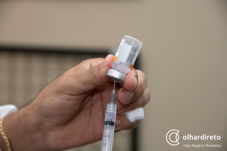 Mato Grosso tem 1,2 milho de pessoas com esquema vacinal contra Covid-19 atrasado