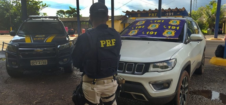 Advogado  detido pela PRF em Mato Grosso aps ser abordado com Jeep Compass furtado em SP