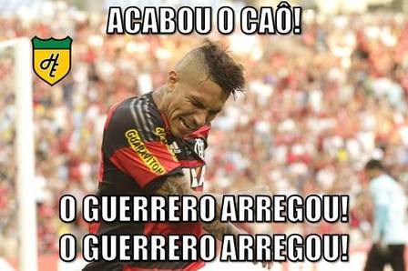 Guerrero e Emerson Sheik so alvos de memes irnicos da torcida do Vasco