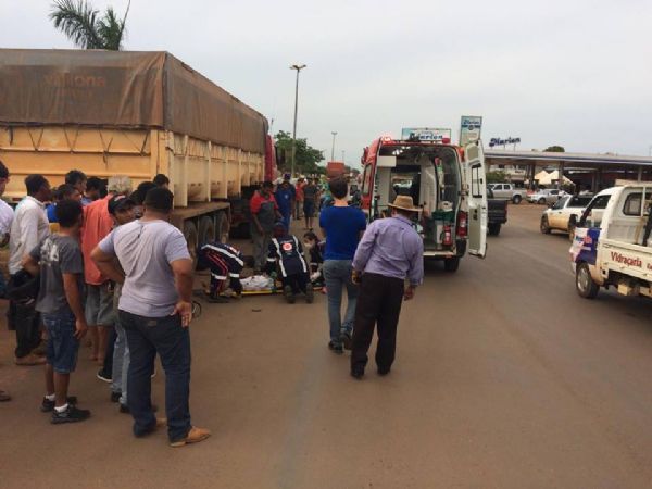 Motociclista morre aps bater em traseira de caminho parado; vtima deixa dois filhos