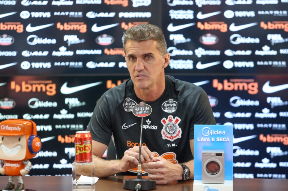 Ex-tcnico do Corinthians no aceita convite para ser treinador do Cuiab e clube continua busca