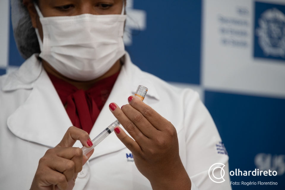 Com 680 mil doses estocadas, Estado orienta municpios a vacinar crianas com Coronavac