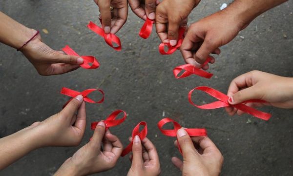 Segundo Unaids, cada vez mais pases analisam legislaes que probem a discriminao contra portadores de HIV