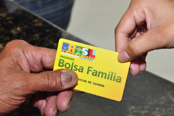 Beneficiria do Bolsa Famlia de Cuiab doou R$ 510 para campanha de Dilma