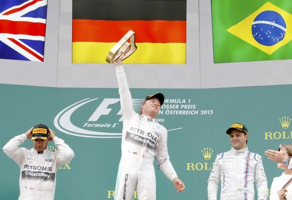 Nico Rosberg, Lewis Hamilton e Felipe Massa no pdio do GP da ustria