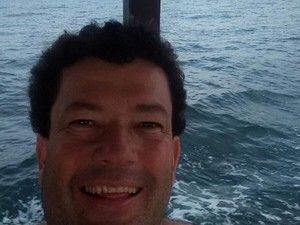 'Conseguimos nadar', diz sobrevivente de naufrgio em Angra dos Reis, RJ