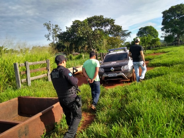 Homem que matou ex e esfaqueou companheira  preso em megaoperao