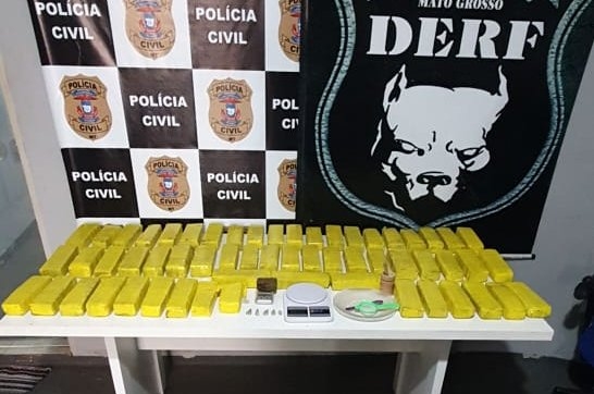 Polcia Civil prende mulher com 58 tabletes de maconha e cinco de cocana