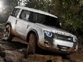 7 Land Rover Defender O Land Rover Defender estar de cara totalmente renovada no Salo de Frankfurt. A marca de origem britnica, hoje comanda pela Tata Motors, ir expor o prottipo DC100, que deve entrar em produo em 2015. De acordo com as primeiras imagens, o modelo perdeu o design robusto e marcante.