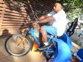 Expositor pedala bicicleta para carregar tablet