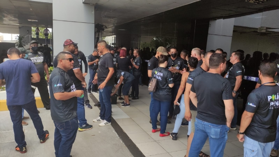 Policiais penais suspendem estado de greve at reunio no Paiagus na tera-feira