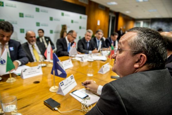 Sem receita, Taques diz que Mato Grosso pode decretar calamidade pblica