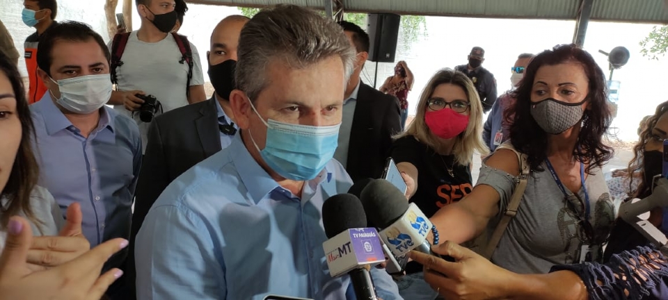 Mato Grosso receber 7.020 doses da vacina da Pfizer nos prximos dias, diz governador