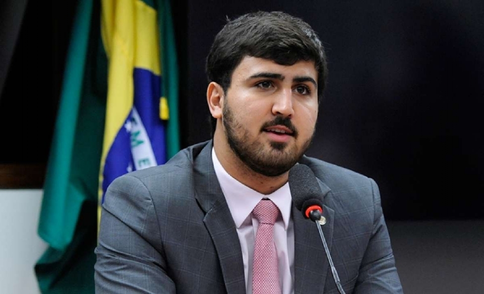 Emanuelzinho no aceita sugesto de Bezerra, liga para Baleia e pede para ser anunciado presidente do MDB em Cuiab