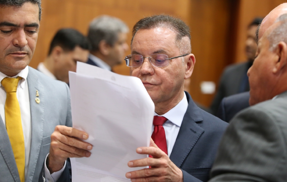 Aps Paiagus no mudar texto da LOA, Botelho garante que Assembleia ir incluir aumento das emendas