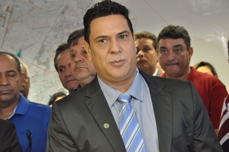 Paulo Henrique nega ter ajudado o Comando Vermelho a conseguir licenas na prefeitura: 'jamais exerci influncia'