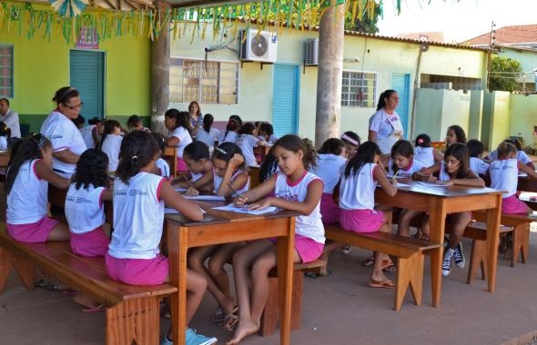 Prefeitura de Cuiabá  Simininas fazem bonito na passarela da 10ª Edição do  Moda Kids