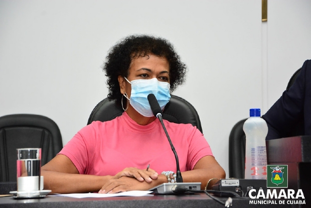 Aps cobrana, secretria de Sade compartilha lista de vacinados com a Cmara de Cuiab