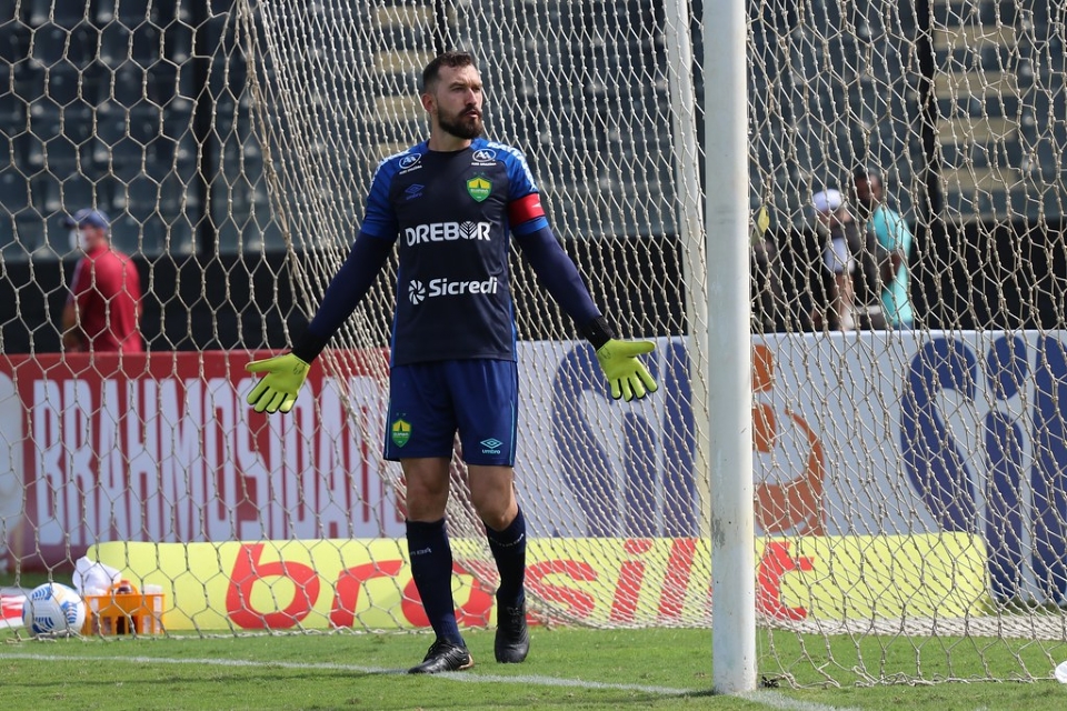 Fluminense derruba invencibilidade de 18 jogos do Cuiab e vence em So Janurio;  veja como foi 