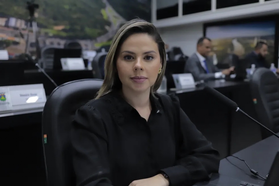 Vereadora Michelly Alencar chama de inadmissvel soltura de ex-deputado que agrediu esposa e cobra posio firme do Unio Brasil