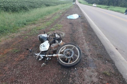 Identificado motociclista  que morreu aps bater de frente com caminho