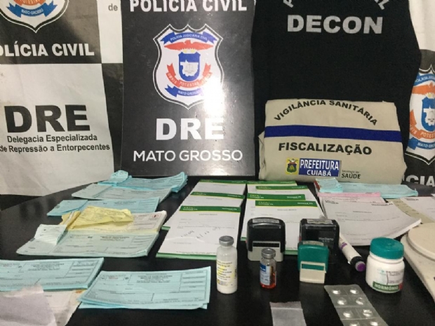 Homem  preso acusado de vender medicamentos controlados e anabolizantes