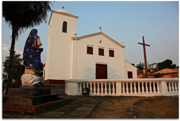 Criminosos invadem Igreja Nossa Senhora do Rosrio e furtam objetos