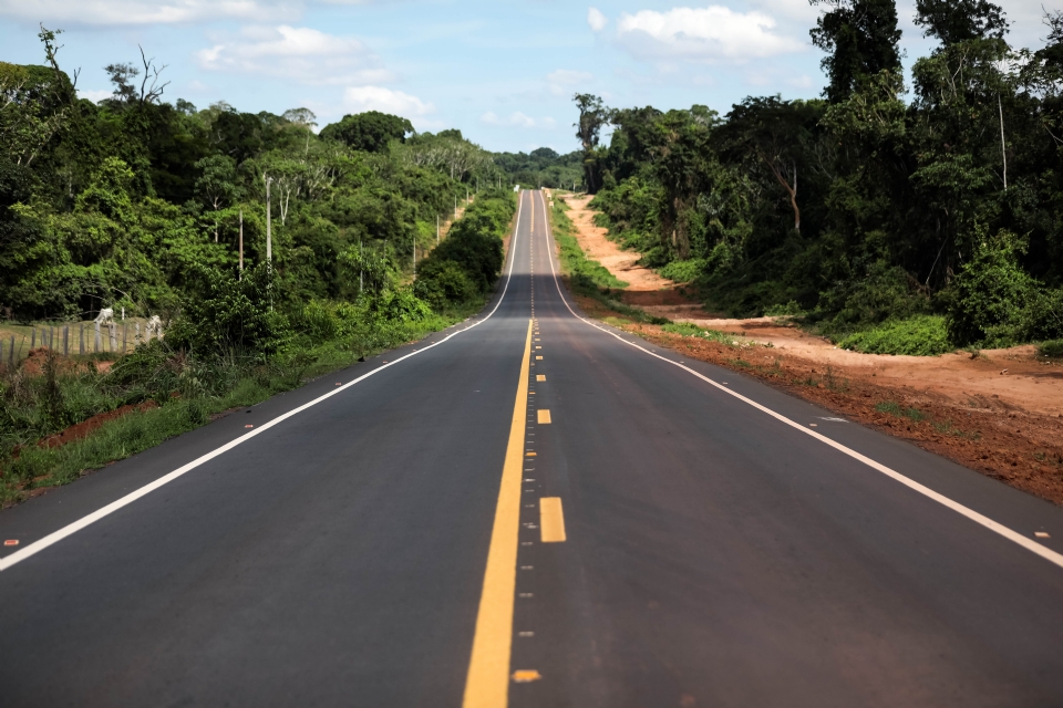 Estado investe mais de R$ 600 milhes para 271 km de asfalto e 22 pontes