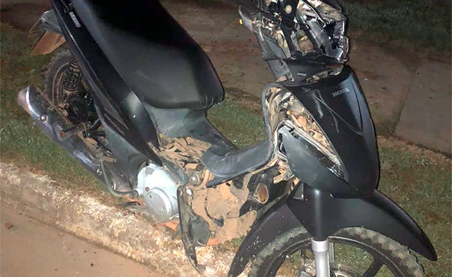 Jovem de 20 anos morre aps duas motocicletas colidirem de frente