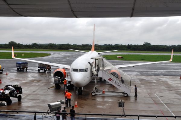 Terceiro apago em aeroporto de Cuiab atrasa cinco voos e desvia um para Goinia